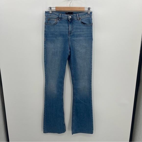 ASOS Design 30 Wide Boot Leg High Waist Denim - Picture 3 of 9